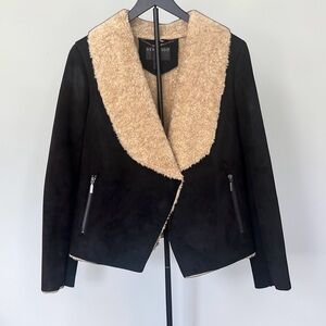 Bernardo Women’s Black Shell Faux Suede Jacket With Tan Shearling Size Small